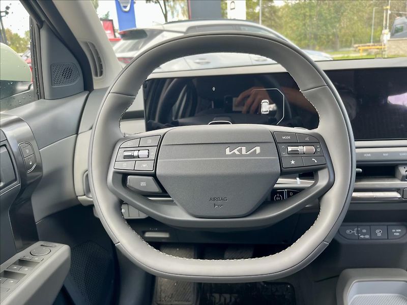 Kia EV3 AIR 150 KW + 81,4 KWH - fotka 19 z 24