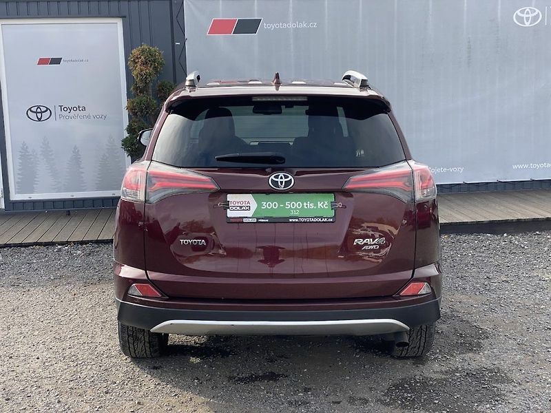 Toyota RAV4 2.0i, ČR, Trend, 4x4, manual - fotka 6 z 14