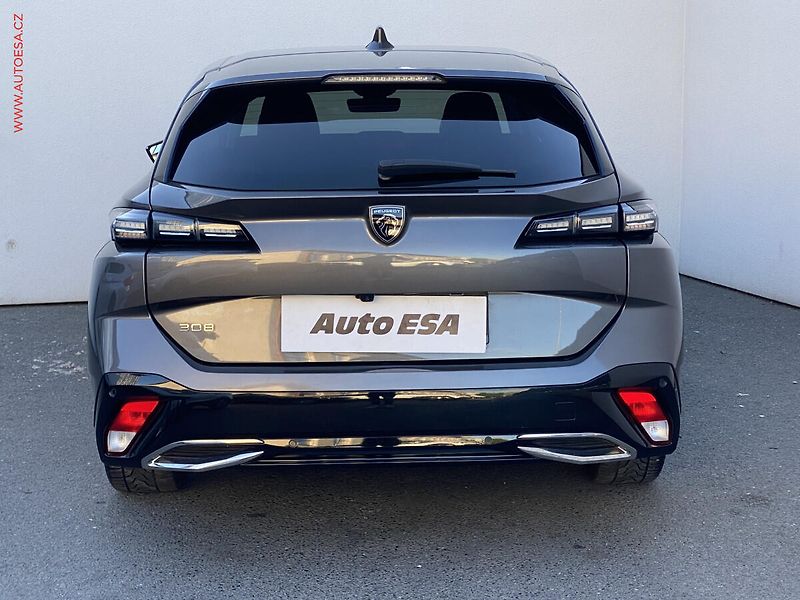 Peugeot 308 (2022) 1.5 HDi, Allure, LED, kamera - fotka 5 z 21