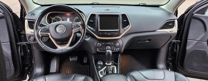 Jeep Cherokee (2015) 2.0D MJET LIMITED AWD LED DPH - fotka 21 z 54