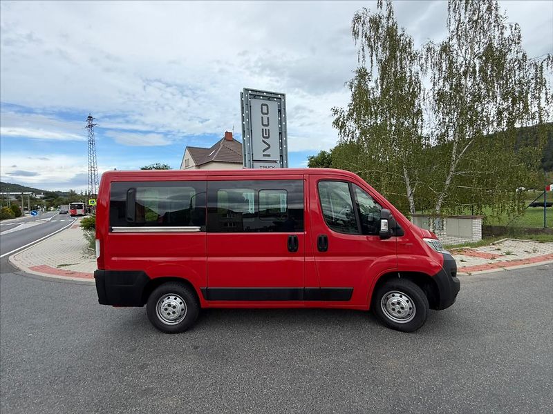 Fiat Ducato 2,3  2,3 9 MÍST - fotka 2 z 36