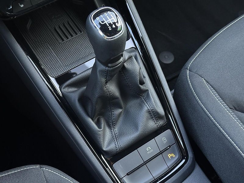 Škoda Scala 1.5TSi Monte Carlo 150PS Matri - fotka 27 z 32