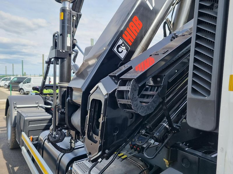 MAN TGM 18.290 HIAB 158 A KONTEJNER - fotka 12 z 25