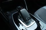 Peugeot 2008 (2020) Allure 1.2 PureTech, Automat - náhled 13