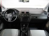 Volkswagen Touran (2014) 1.6 TDi, ČR, STK7/28 - náhled 8