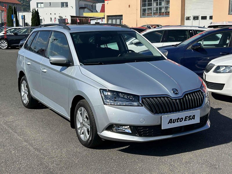 Škoda Fabia (2020) 1.0TSi, 2.maj,ČR, Style - fotografie inzerátu