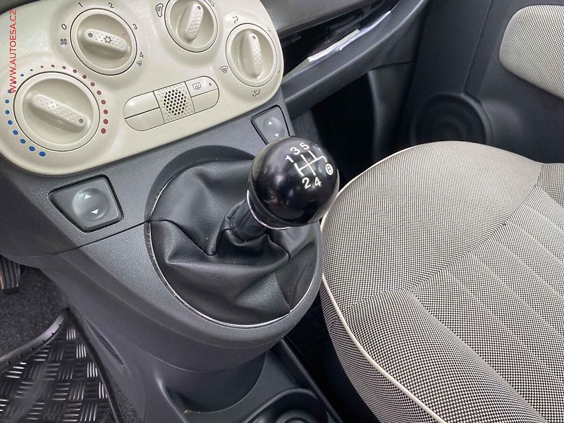 Fiat 500 (2014) 1.2i, Lounge, panor - fotka 12 z 12