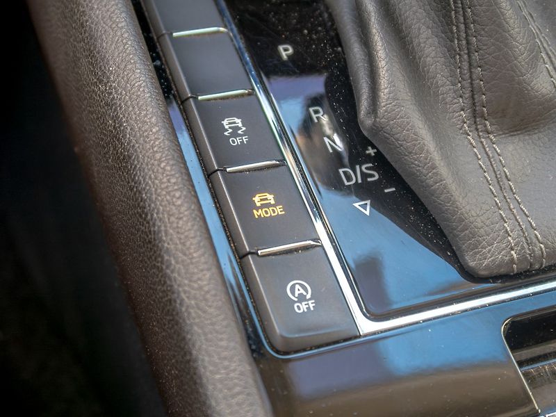 Škoda Superb (2017) 12/17 ČR 2.0TDI–LAURIN KLEMENT - fotka 27 z 58
