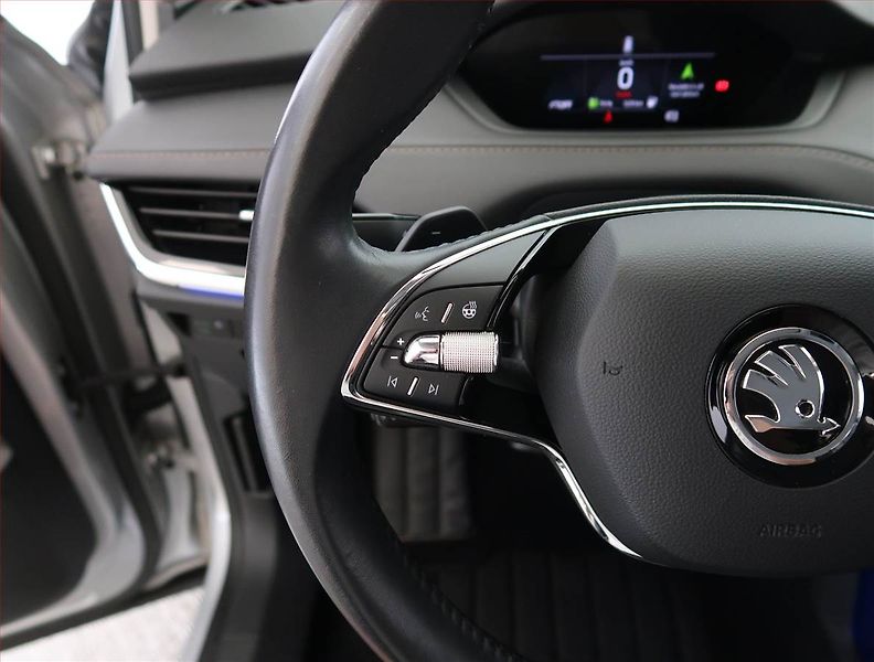 Škoda Enyaq (2022) iV 80 (82 kWh), SoH 94% - fotka 26 z 33