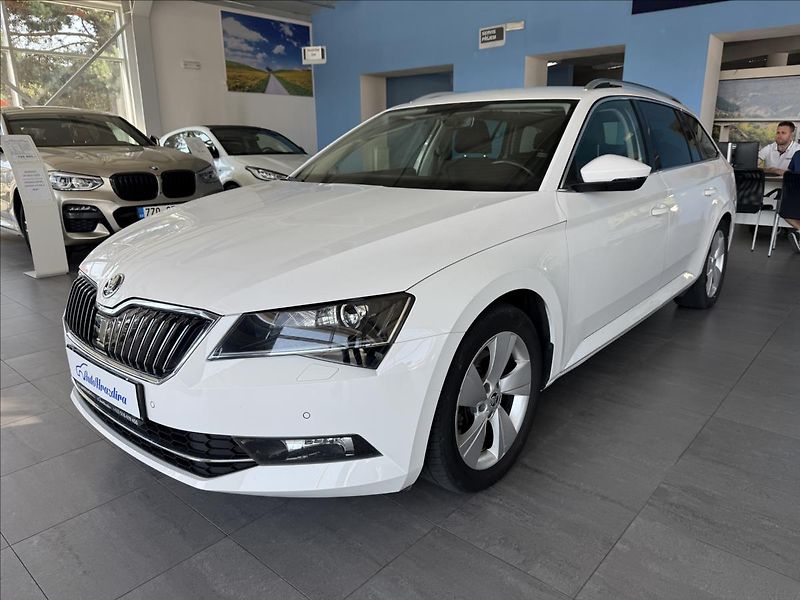 Škoda Superb 2,0   TDI 110kW,SERVISKA,ČR - fotka 3 z 29