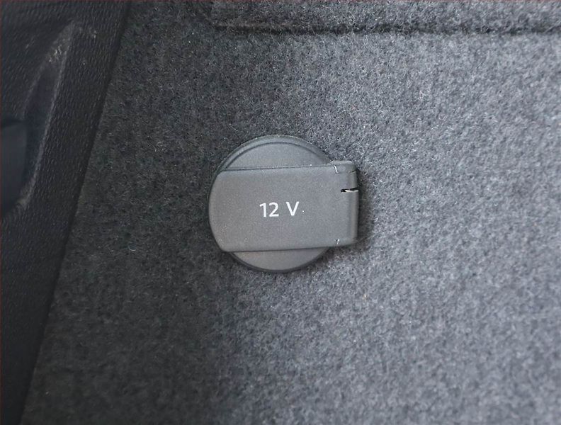 Škoda Karoq (2022) Ambition 2.0 TDI, Automat - fotka 22 z 22