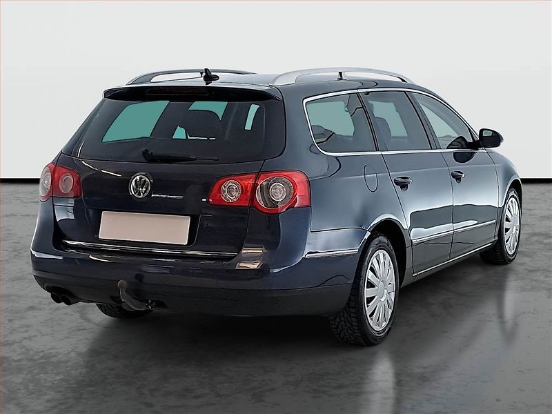 Volkswagen Passat (2008) 2.0 TDI, Automat, nová STK - fotka 5 z 18