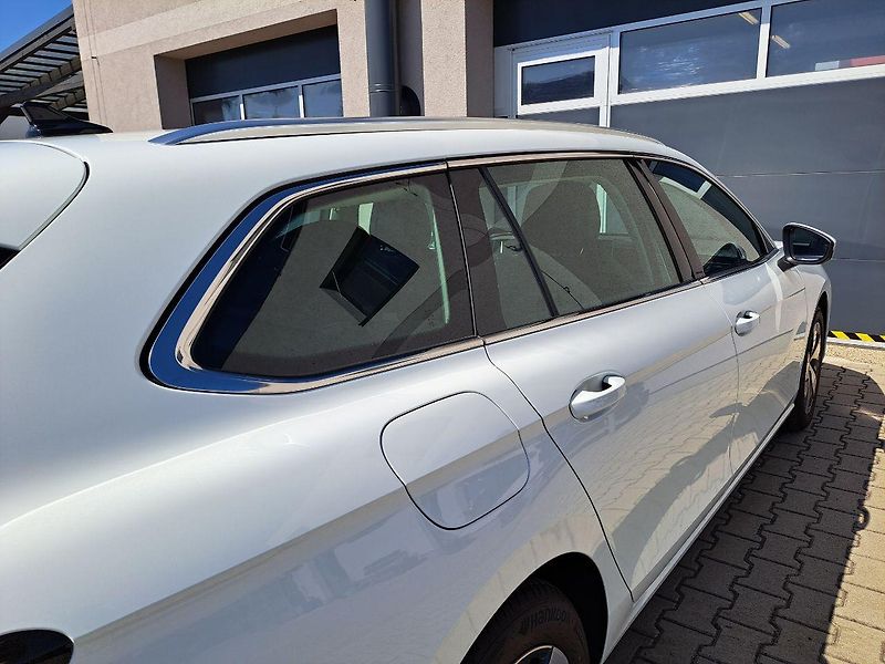 Volkswagen Passat (2025) 1.5 TSI Business 150kW eHybrid - fotka 13 z 31