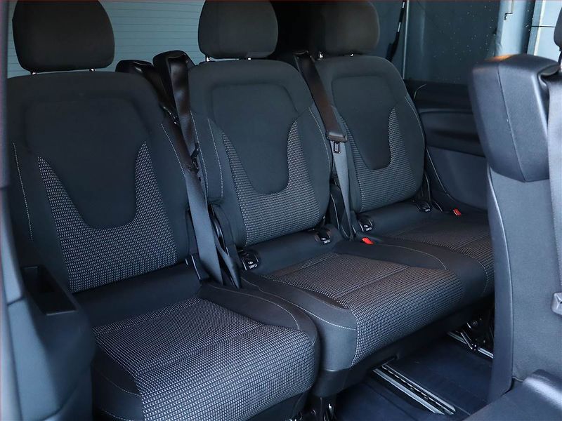 Mercedes-Benz Třídy V (2021) 300 d 4MATIC, SR - fotka 20 z 21