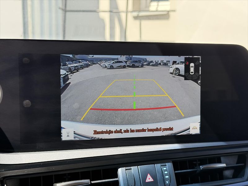 Lexus ES 300h 2,5 LIMITED EDITION  ES - fotka 15 z 19