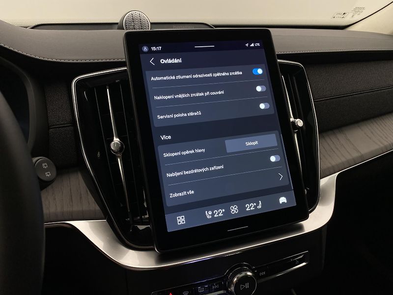 Volvo XC90 T8 AWD PLUG-IN ULTIMATE BRIGHT - fotka 57 z 74