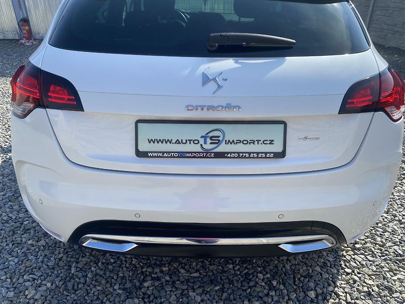 Citroën DS4 1.6i 16V 120PS EXCLUSIVE TOP!! - fotka 42 z 160