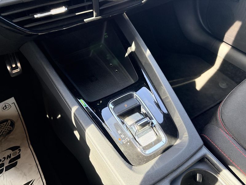 Škoda Octavia RS 180KW MATRIX CANTON HUD - fotka 28 z 54