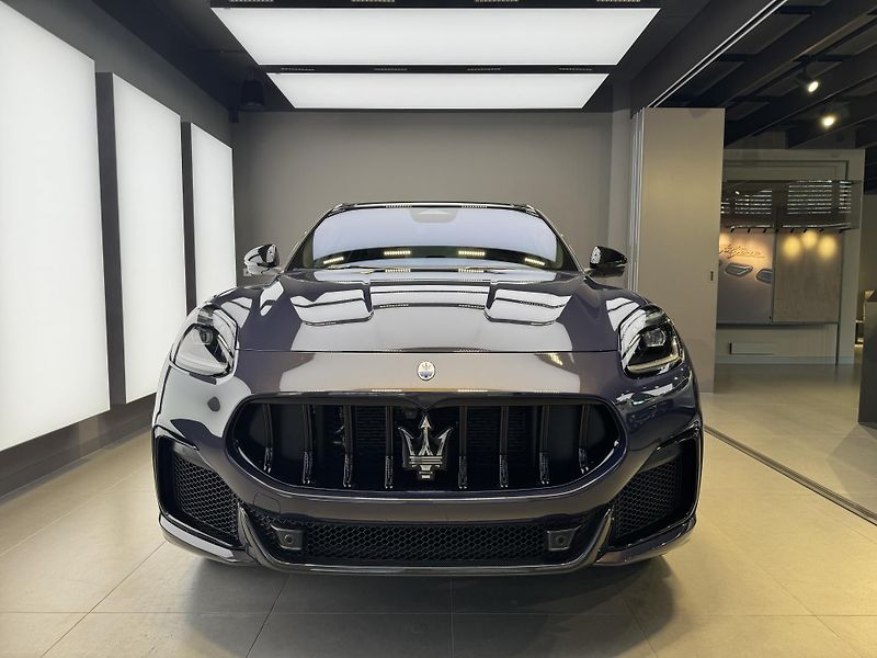 Maserati Grecale (2026) Trofeo 530HP Individual - fotka 2 z 20