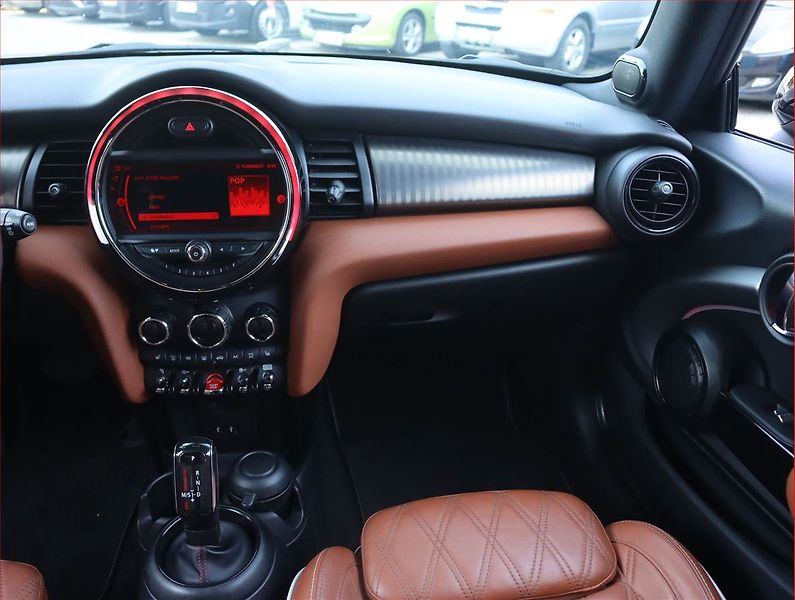 Mini Ostatní (2020) Cooper S - fotka 8 z 21