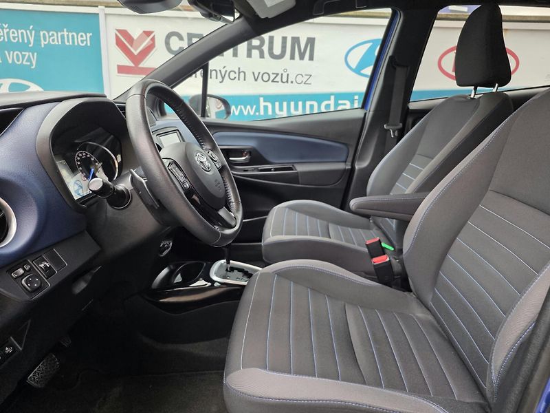 Toyota Yaris 1.5-AUTOMAT-SELECTION EDICE - fotka 12 z 22