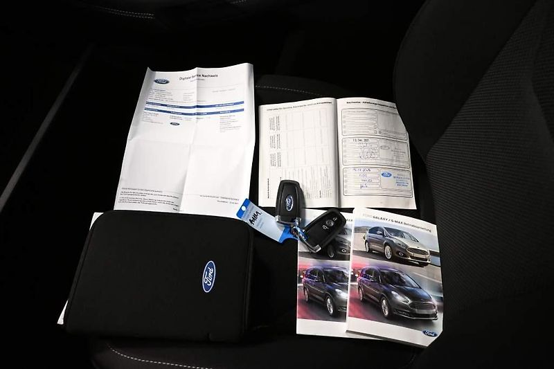 Ford S-MAX (2021) 2.0 LED ACC SONY Kamera 8AT EC - fotka 34 z 37