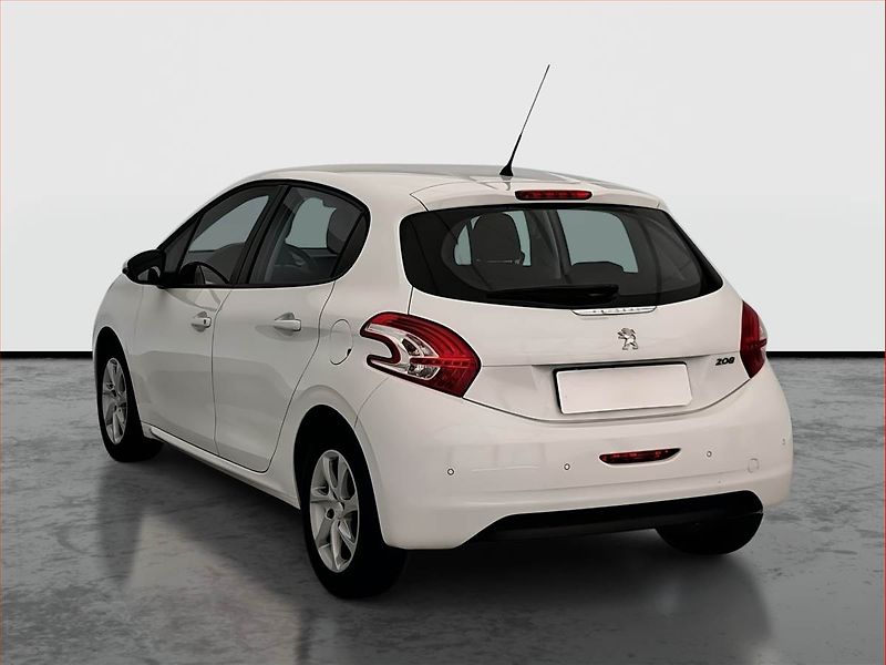 Peugeot 208 (2015) 1.2 PureTech, ČR,1.maj - fotka 4 z 15