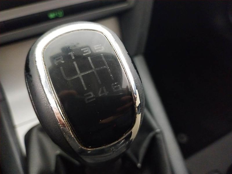 Škoda Octavia (2013) Ambition 2.0 TDI, ČR,1.maj - fotka 13 z 17