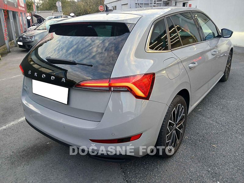 Škoda Scala (2019) 1.5TSi, 2.maj,ČR, AT - fotka 2 z 3