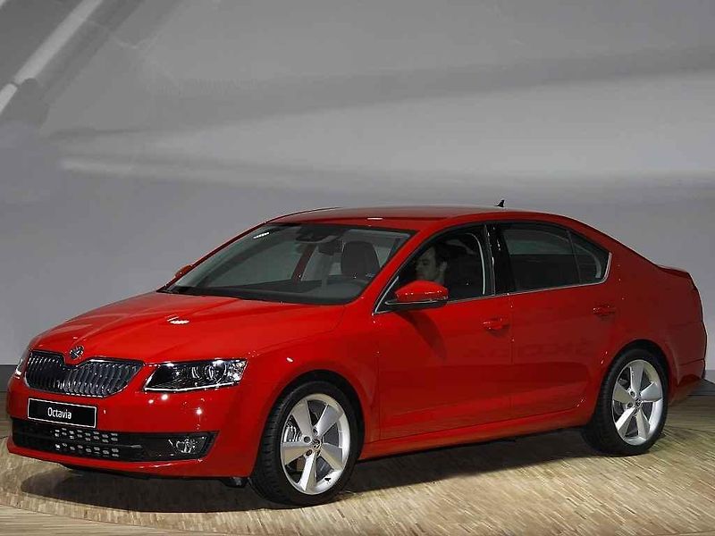Společnost Škoda Auto představila 11. prosince v Mladé Boleslavi třetí generaci stěžejního modelu Octavia. Vyrábět se má v příštím roce a světovou premiéru si odbude na začátku března na autosalonu v Ženevě.