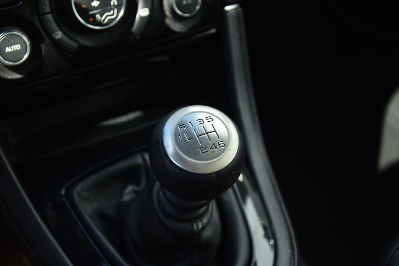 Peugeot RCZ 1.6i 147kW SERVIS.KNIHA ČR - fotka 19 z 25