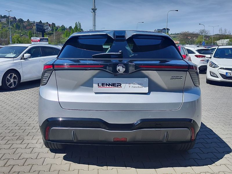 MG MG4 64kWh/320kW XPower - fotka 6 z 35