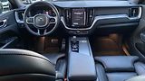 Volvo XC60 R-DESIGN, B5 AWD, 173+10 kW / - náhled 11