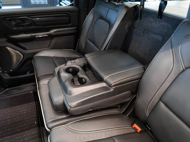 Dodge RAM (2024) 5.7 V8 Limited, 6 Lift, LPG - fotka 40 z 45