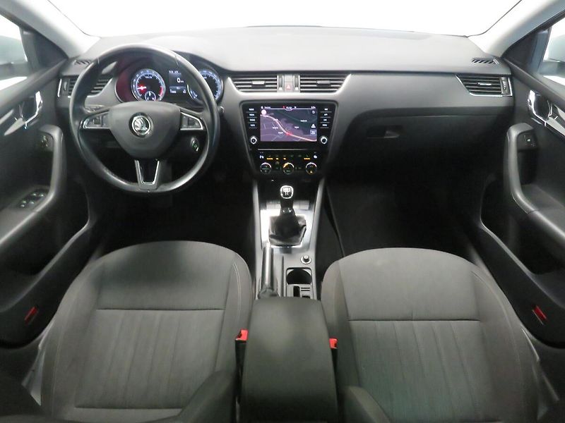 Škoda Octavia - fotka 5 z 26
