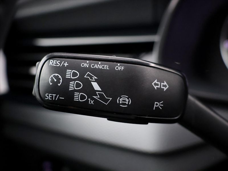 Škoda Scala 1,0 TSI 81kW Ambition CZ DPH - fotka 16 z 33