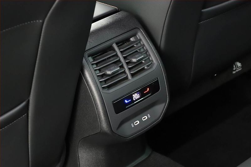 Cupra Formentor (2024) 1.5 TSI - fotka 10 z 20