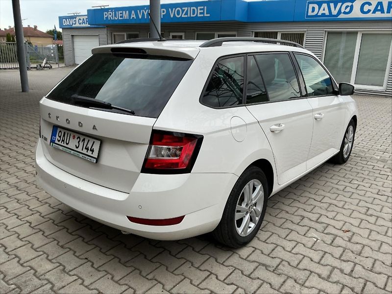 Škoda Fabia 1,0 Aut.klima Tempomat - fotka 5 z 25