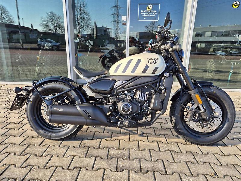 CFMOTO (2026) 450 CL-C BOBBER - AKČNÍ CENA - fotka 19 z 32