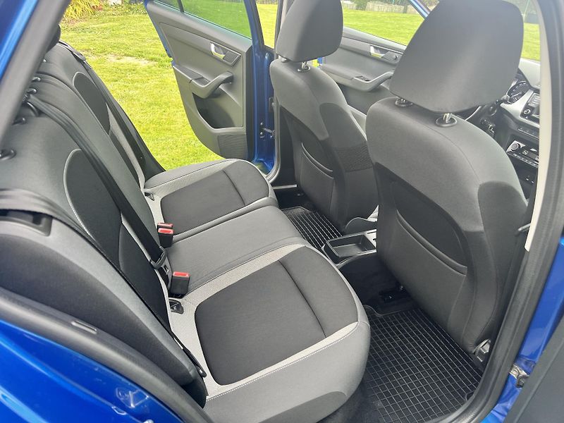 Škoda Fabia 1.4TDI 66KW,DSG,FRONT ASSIST - fotka 18 z 46