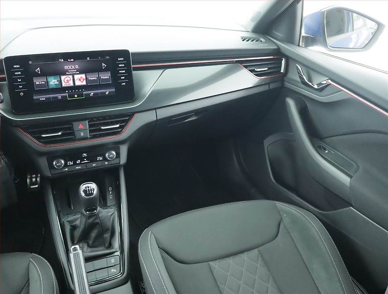 Škoda Scala (2023) 1.0 TSI, Serv.kniha, Kůže - fotka 8 z 18