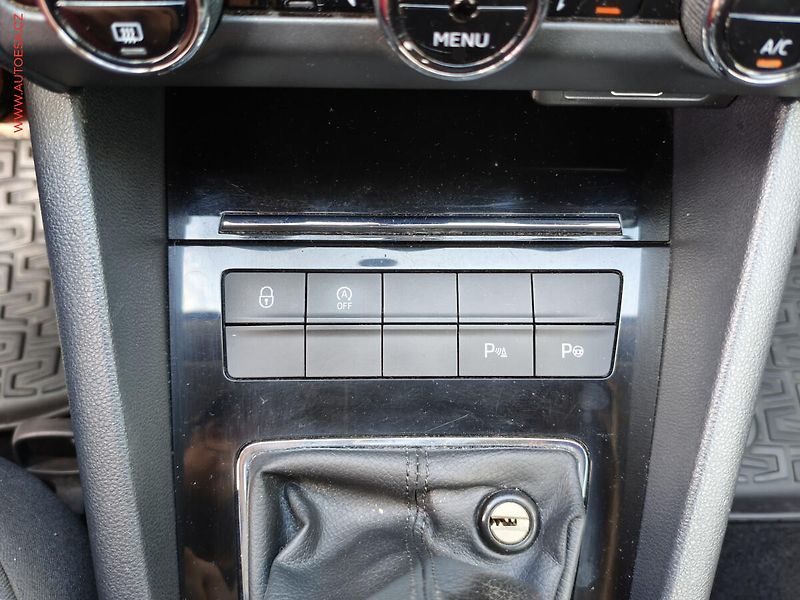 Škoda Octavia (2018) 2.0 TDi, ČR, Style, TZ, zmk. - fotka 12 z 21