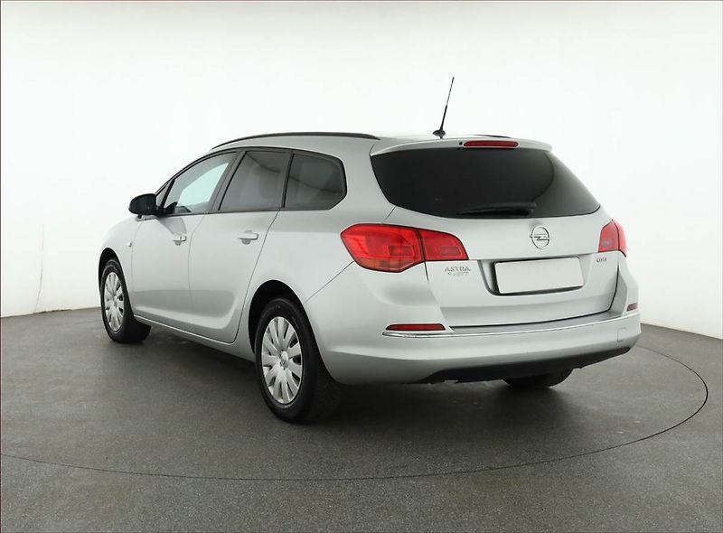 Opel Astra (2015) 1.6 CDTI, Serv.kniha, Tempomat - fotka 4 z 14