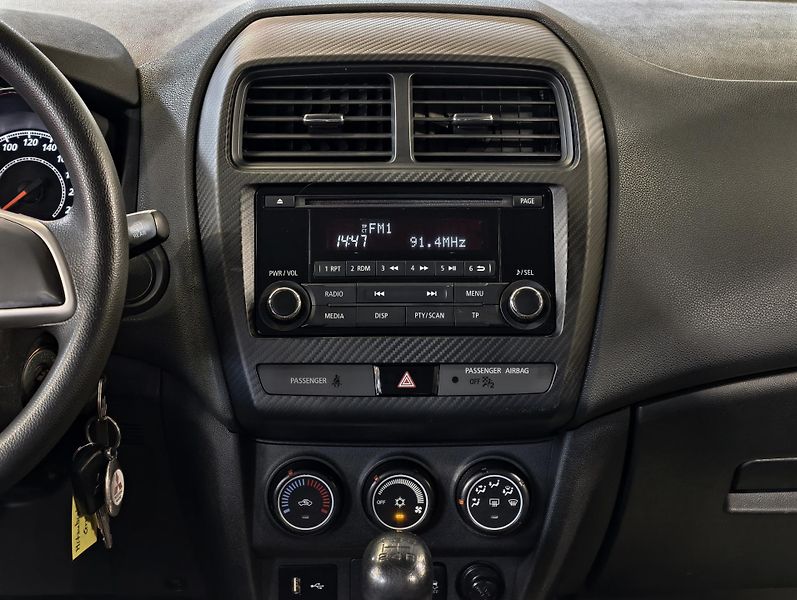 Mitsubishi ASX 1.6 MIVEC 86kW 1. majitel ČR - fotka 13 z 17