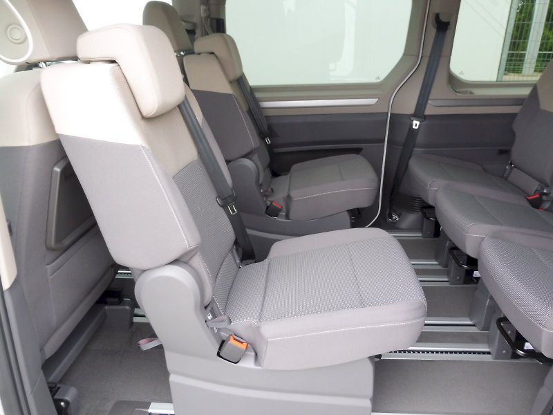 Volkswagen Multivan (2025) Long Life 2,0 TDI 110kW DSG - fotka 22 z 30