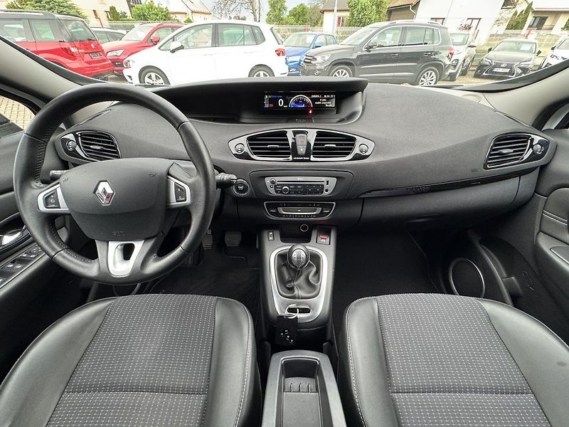 Renault Scénic (2013) 1.5dCi Digi Klima Polokůže - fotka 6 z 48
