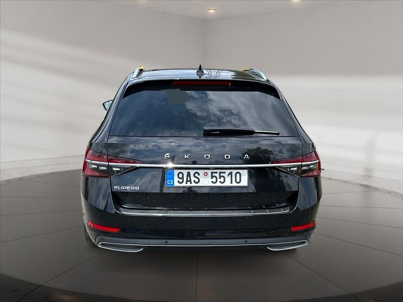 Škoda Superb 2,0 TDI 110 L&K AT - fotka 5 z 11