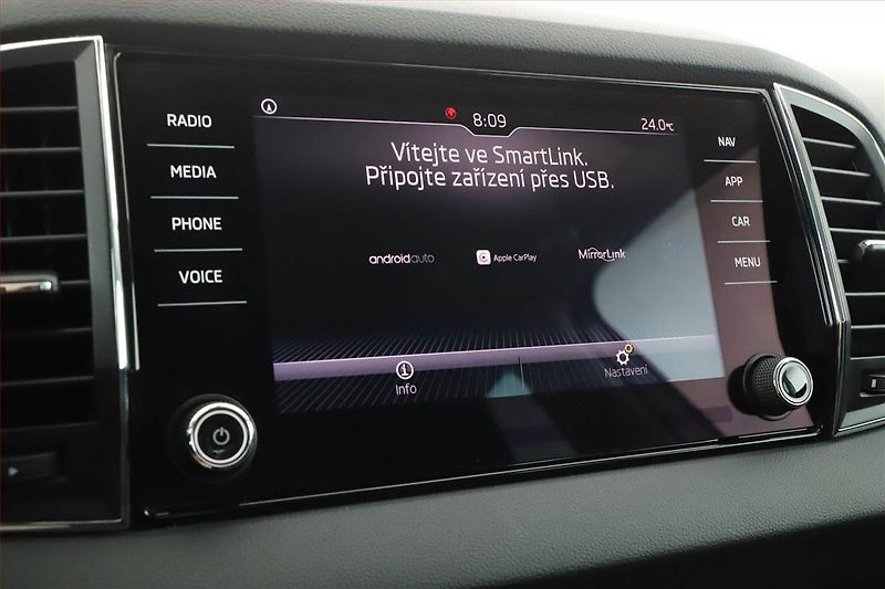 Škoda Karoq (2019) 2.0 TDI, 4X4, Automat, Navi - fotka 14 z 22