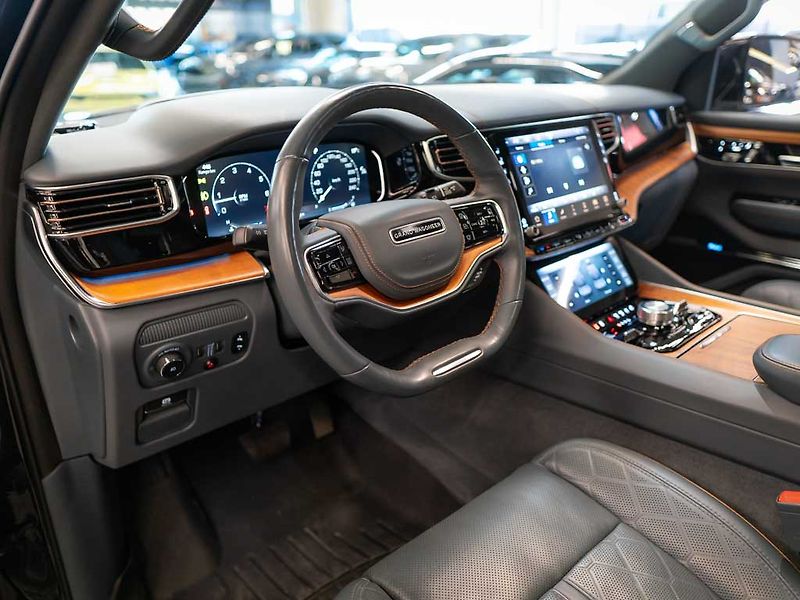 Jeep Grand Wagoneer (2022) 6.4 V8 HEMI Series III, masáže - fotka 14 z 41