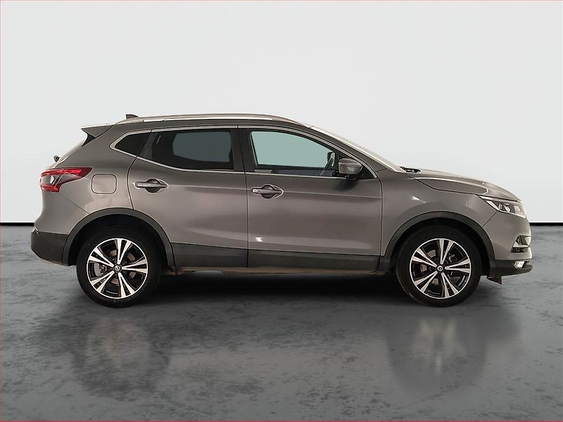 Nissan Qashqai (2017) N-Connecta 1.2 DIG-T, Navi - fotka 6 z 21